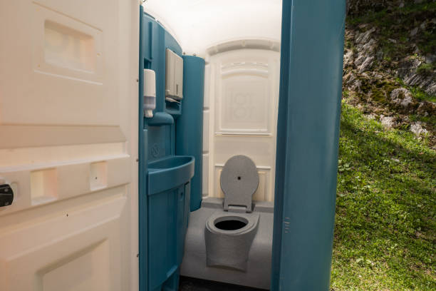 Best Portable restroom trailer rental  in West Melbourne, FL